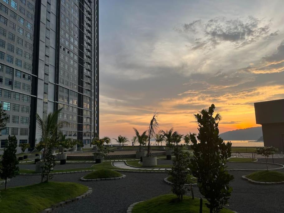 Apartment Jq Sea & Sunset View, 25th Floor, Swimming Pool, Bymgsabah *